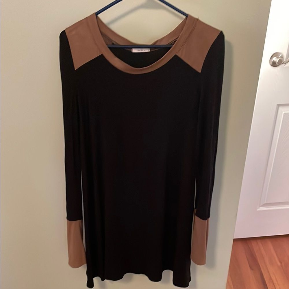 Mon Ami Black Tunic Top Brown Suede Trim Long Sleeve Zip Cuff Top